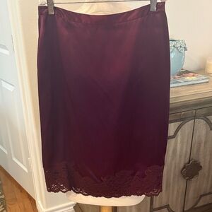Banana Republic Deep Burgundy Pencil Skirt with Lace 100% silk